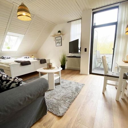 Ferien Im Wangerland - Haus Wiesenweg - Apartment 2 1Og Хорумерзил Екстериор снимка