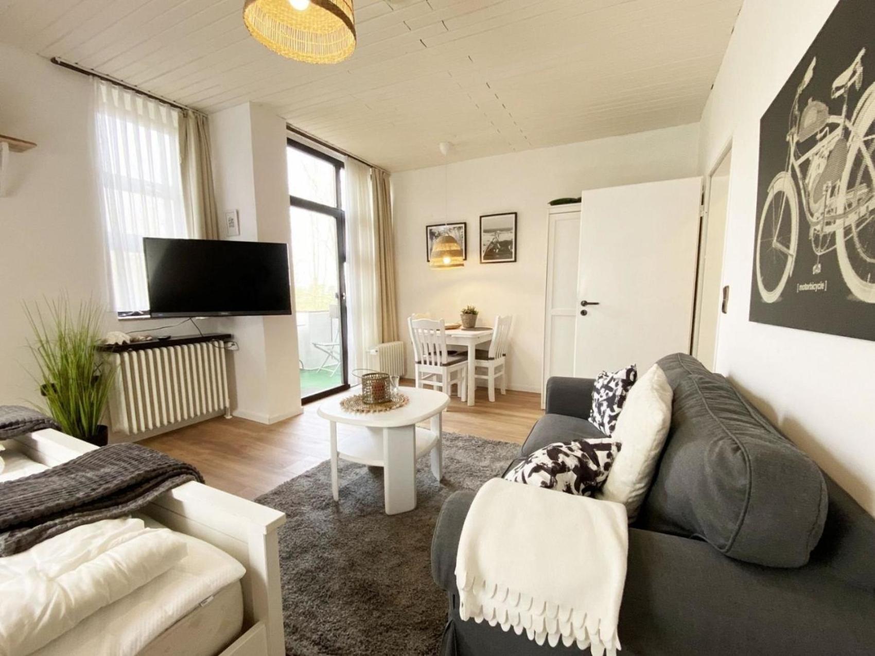 Ferien Im Wangerland - Haus Wiesenweg - Apartment 2 1Og Хорумерзил Екстериор снимка