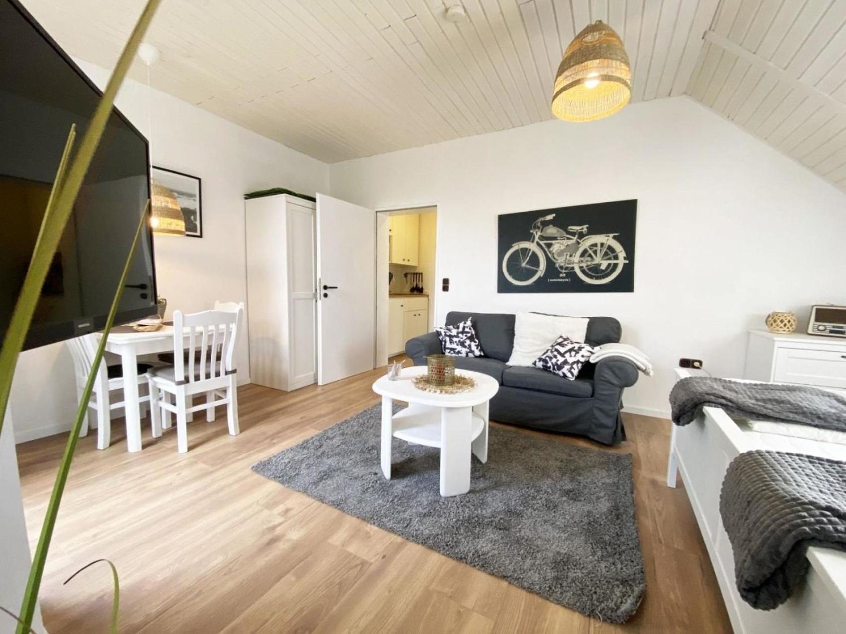 Ferien Im Wangerland - Haus Wiesenweg - Apartment 2 1Og Хорумерзил Екстериор снимка